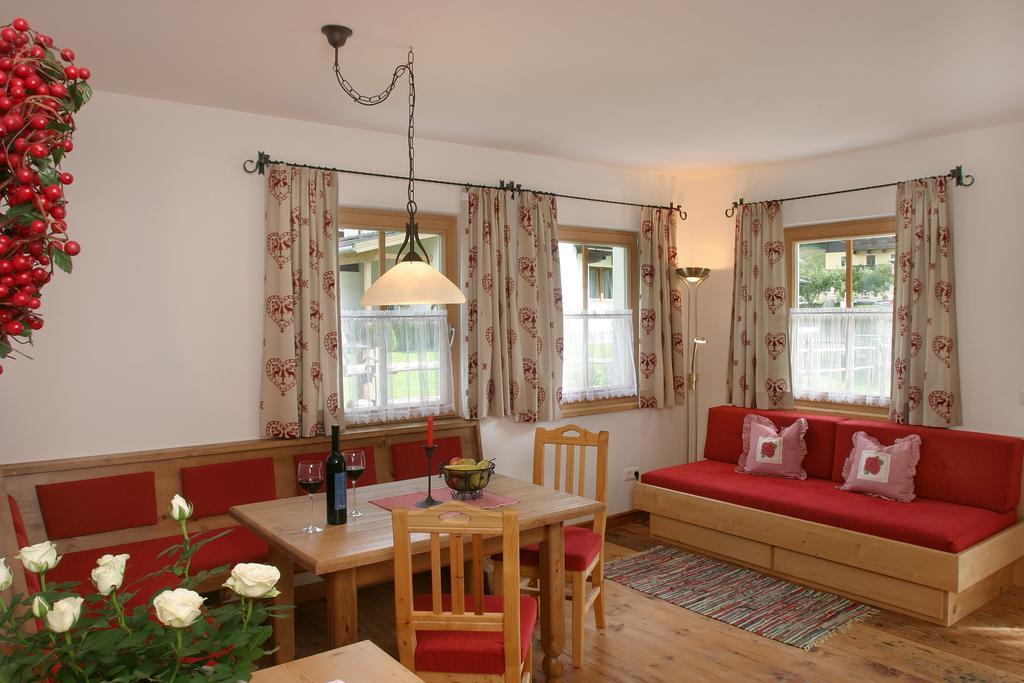 Ferienwohnung Neuhaushof Hollersbach im Pinzgau Exterior foto